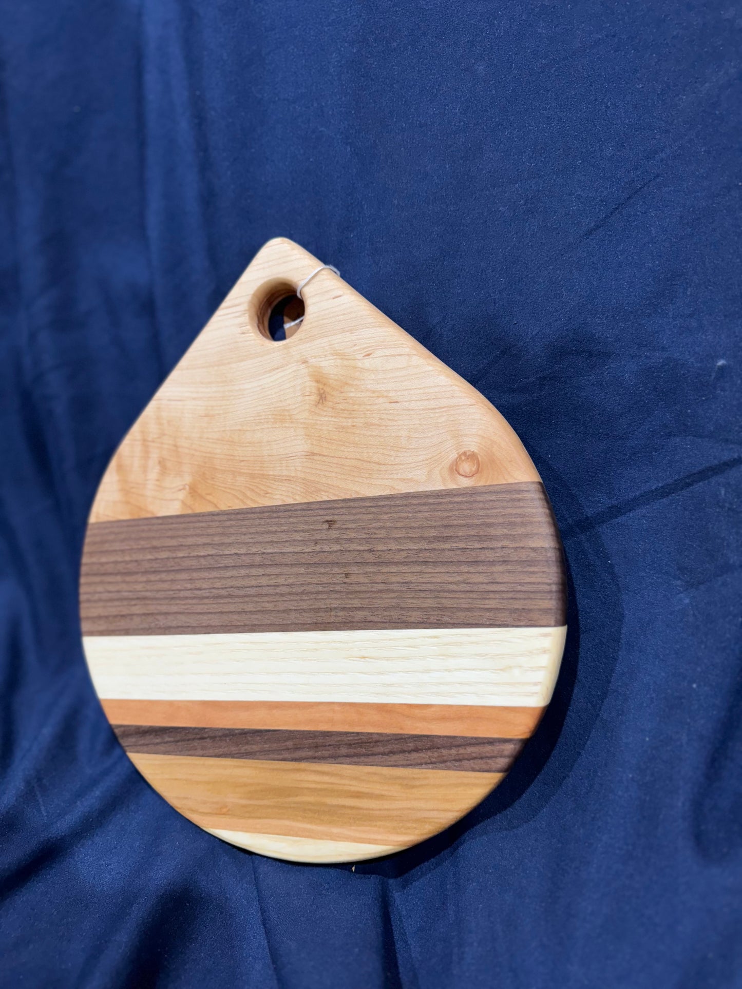 Teardrop cutting board