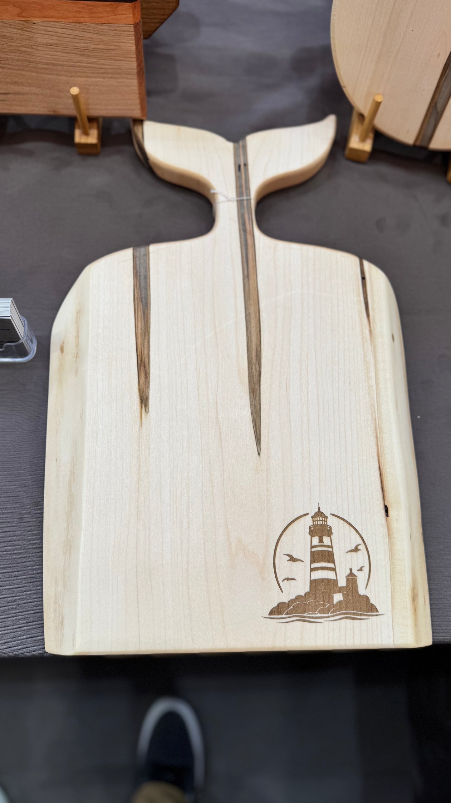 Maple Board with Whale Tail Handle