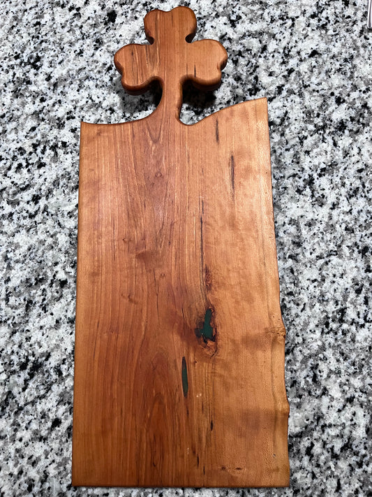 Live edge serving board w/ shamrock