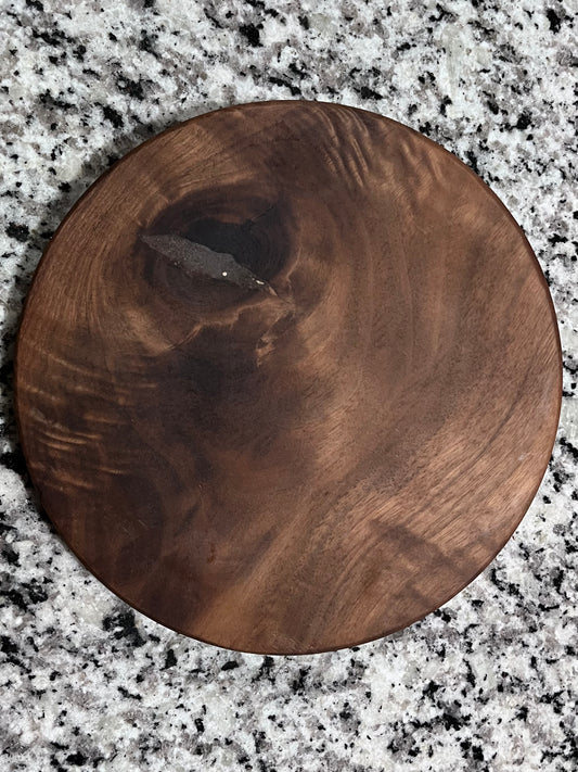 8” round walnut board