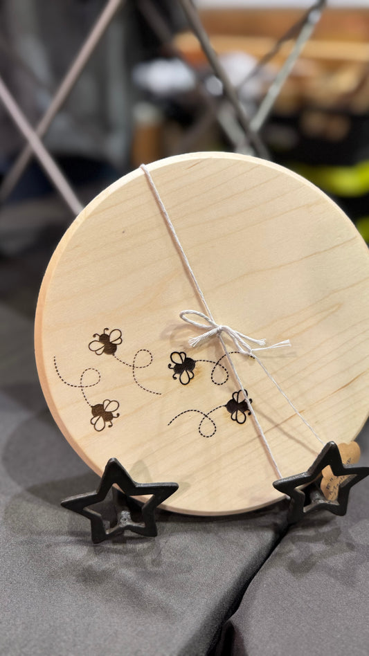 8” round maple with Bees 🐝